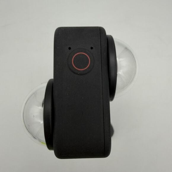 GoPro MAX 360 Action Camera Kit w/ Tripod, Mounts, Case, 128 gb card - Excellent - Picture 11 of 13